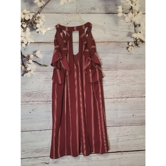 City Triangles Dresses & Skirts - 🧨City Triangle Sleeveless Stripe Dress